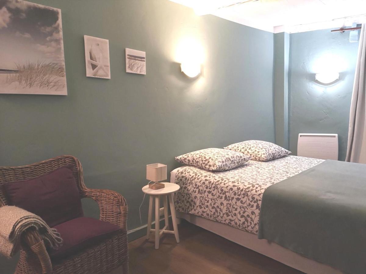2 bedrooms 2 bathrooms apartment in Old Antibes Buitenkant foto